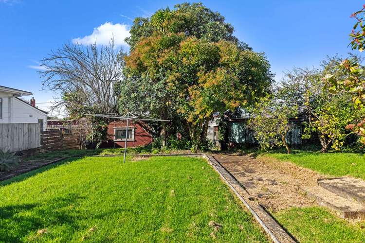 9 Tiki Street New Lynn_32