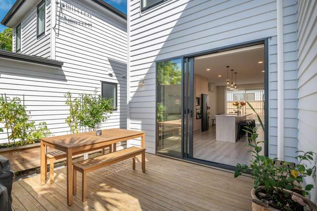 4b Rosalind Road Glenfield_3