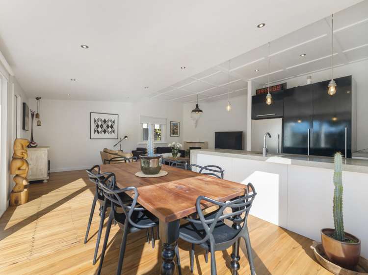 19 Rossgrove Terrace Mount Albert_12
