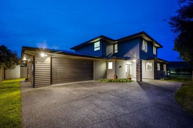 Outstanding, spacious family living – 2012 build