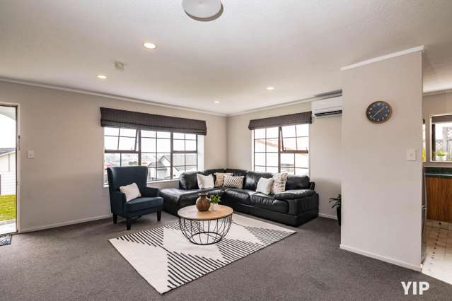 11b Fernwood Court Woodridge_4