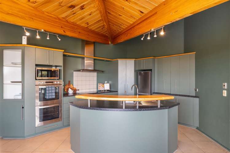 93 Windhawk Rise Hawkesbury_13