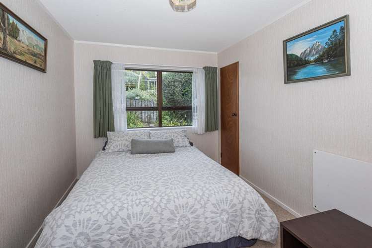 3 Magnolia Avenue Te Kamo_11