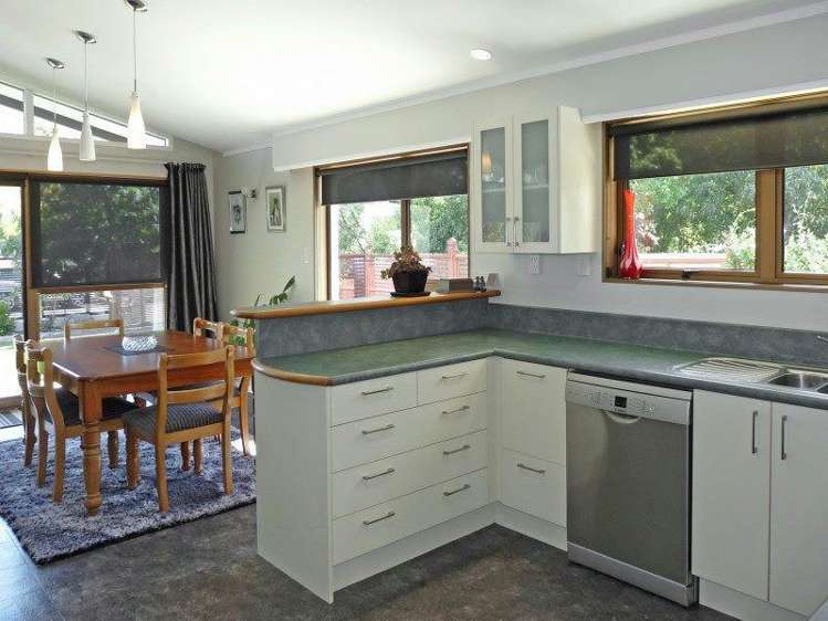 8 Fairfield Street Brightwater_3