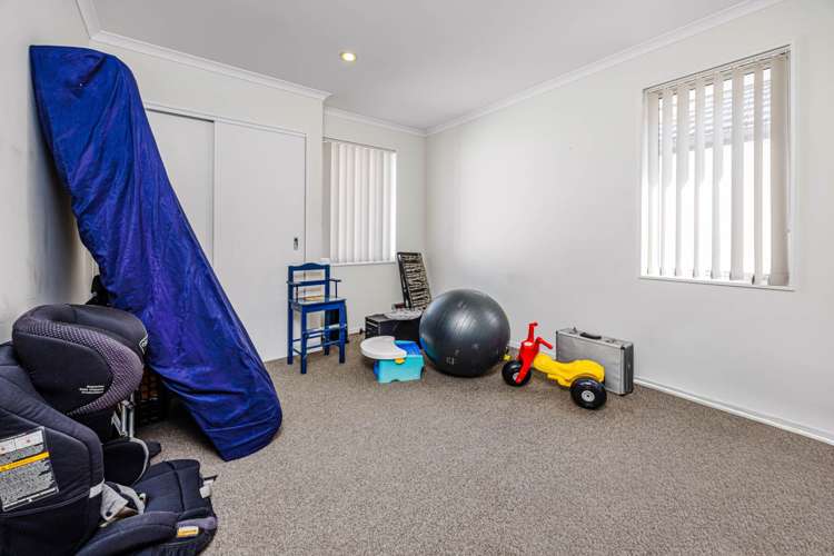 13 Phar Lap Crescent Takanini_9