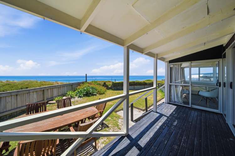 677 Pukehina Parade Pukehina_2