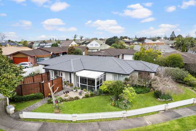 3/15 Bernie Edwards Place Botany Downs_1