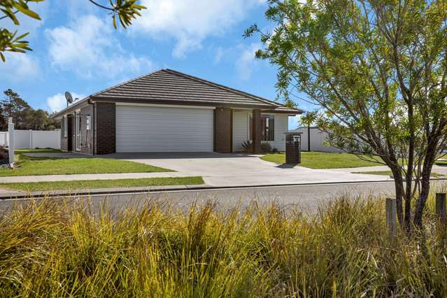 SUPERLATIVE IN MARSDEN COVE - Price Reduced!