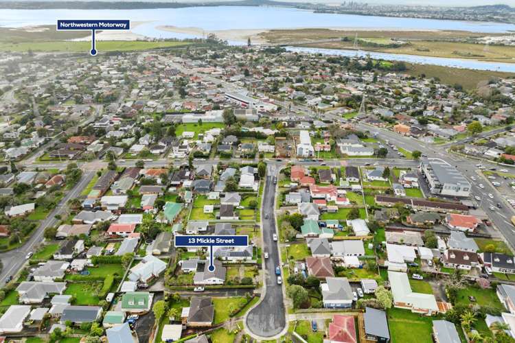 13 Mickle Street Te Atatu South_16