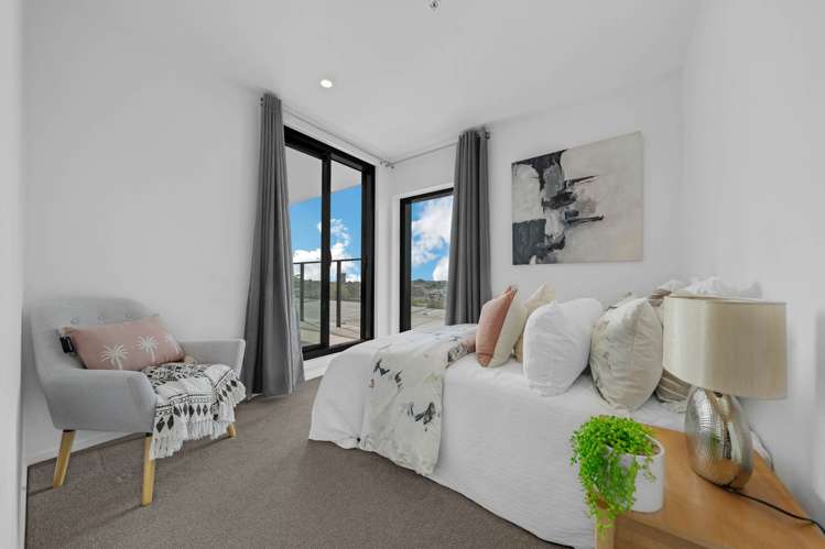 502/12 Barrack Road Mt Wellington_11