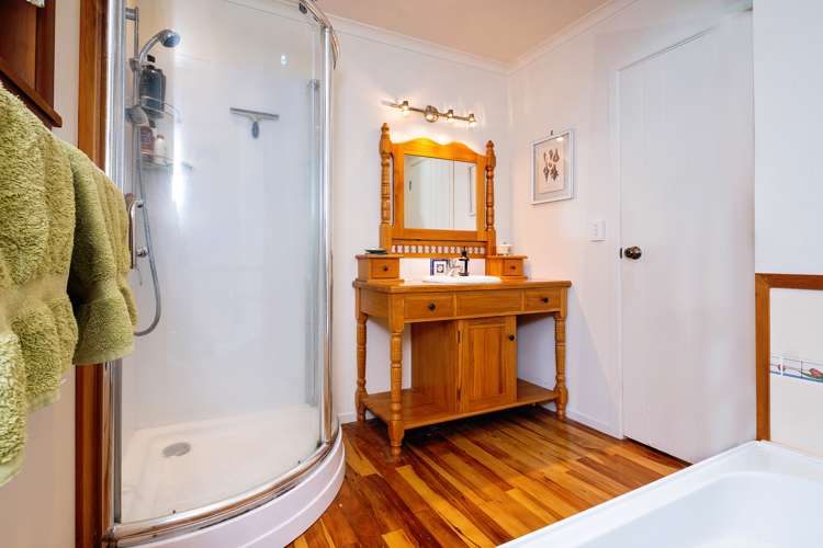 19 Kuku Street Te Awanga_9