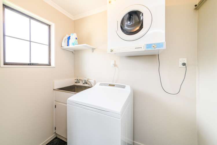 5 Pryde Place Feilding_21