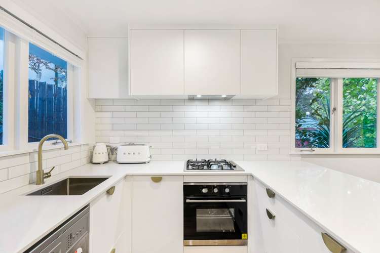 8 Daffodil Street Titirangi_10