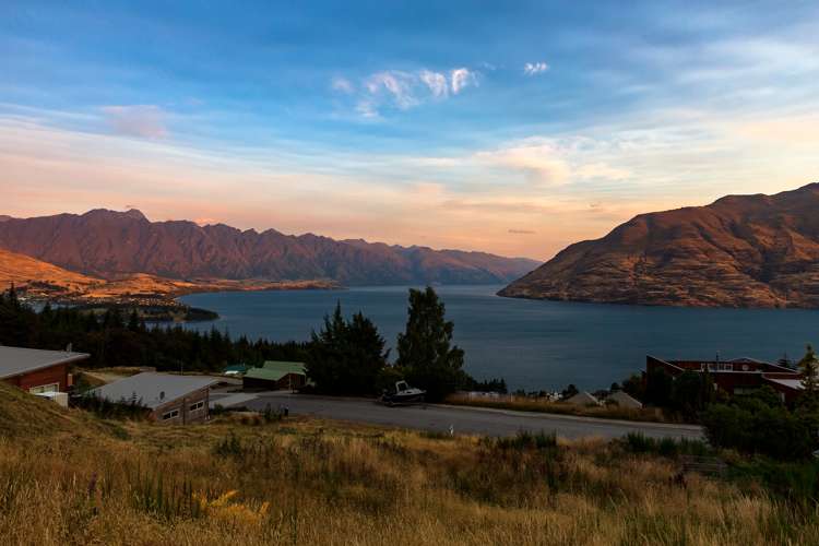 6b Scott Place Fernhill/Sunshine Bay_23