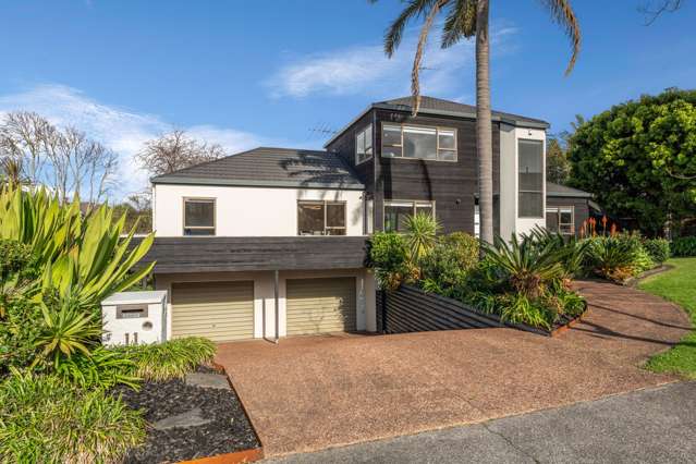 Superb Family Home in Blue-Chip Location