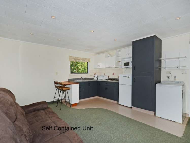 652 Main Road North Te Marua_15