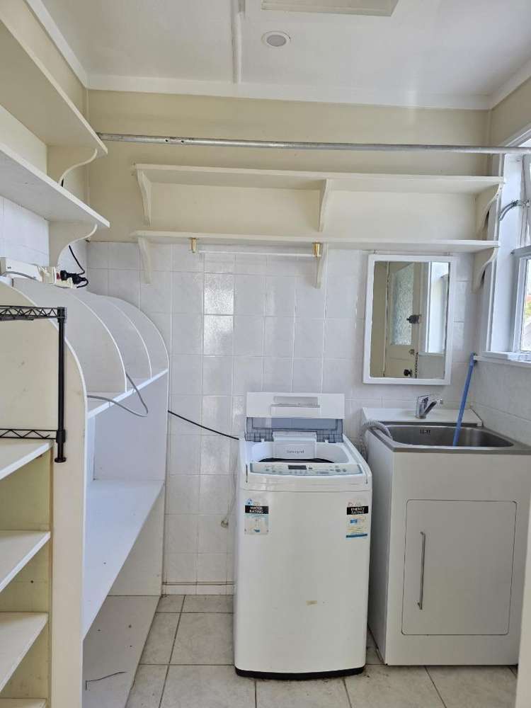 20 Renton Road Mount Albert_11