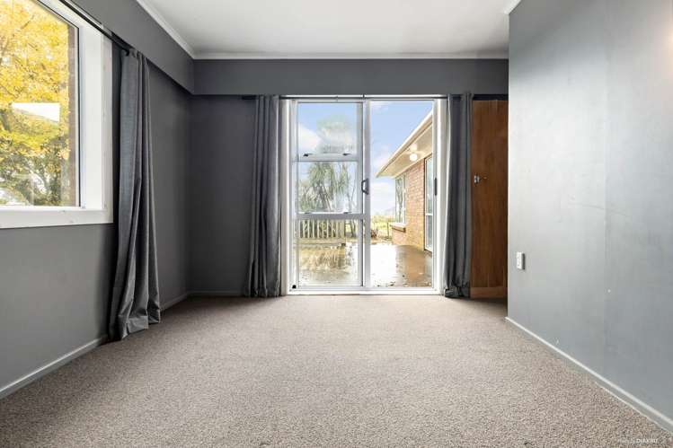 332 Grahams Beach Road Awhitu_12