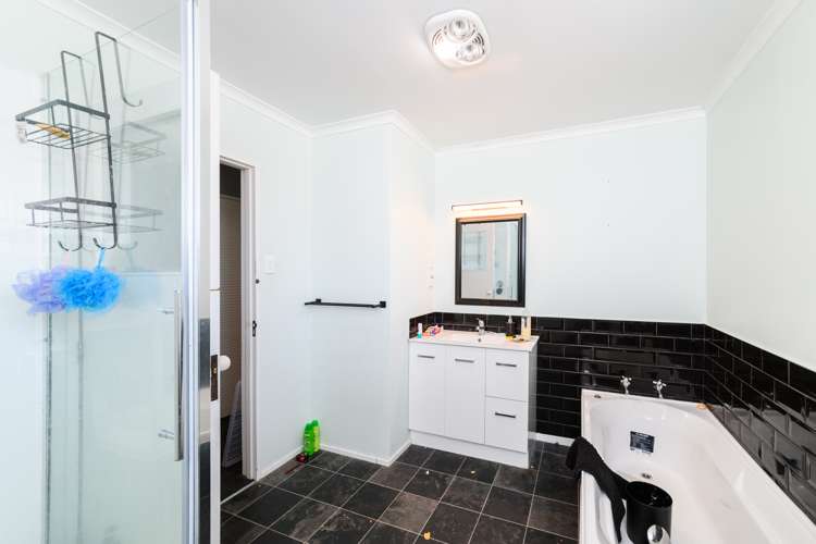 97 Tremaine Avenue Westbrook_16