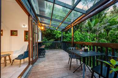 90 Laingholm Drive_2