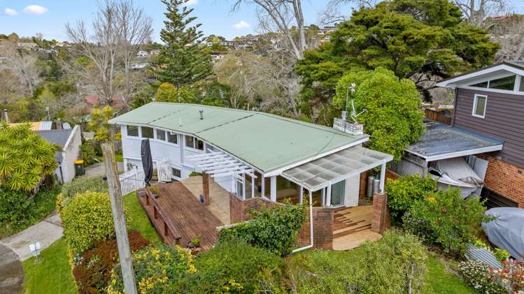 27 Colmar Road Mellons Bay_26