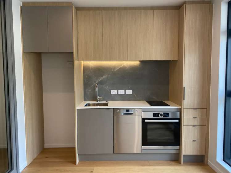 G12/9 Madeira Lane Grafton_4