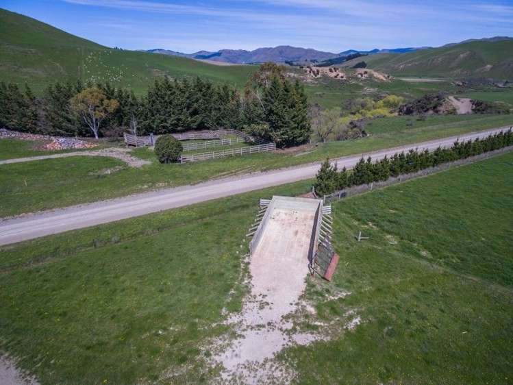 307 Broxton Road MacDonald Downs_9