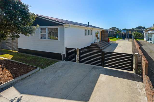 Move-in & Enjoy Coastal Living
