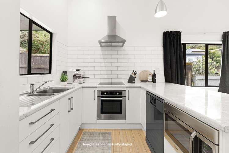 101 Shakespeare Road Bluff Hill_2