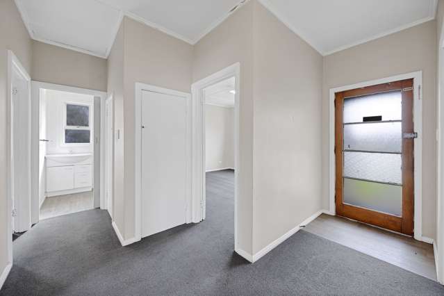 20 Riemenschneider Street Manaia_2