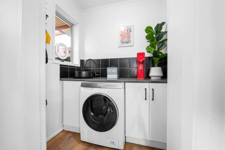 159 Tramway Road Enderley_16