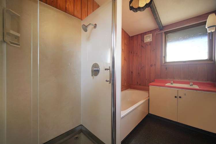 106 Woodglen Road 1665_15