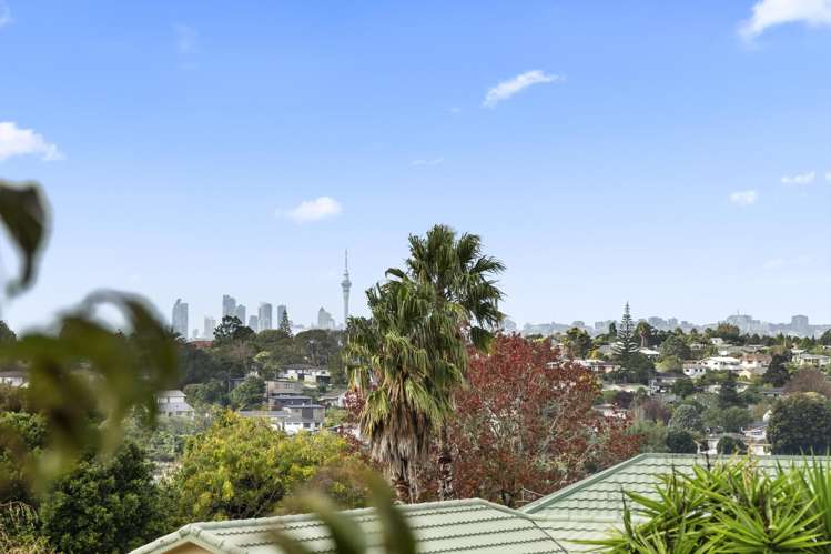 45 Carillon Place Massey_24