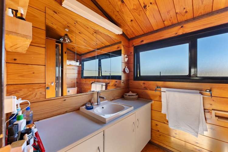 5 Kaitake Place Oakura_15