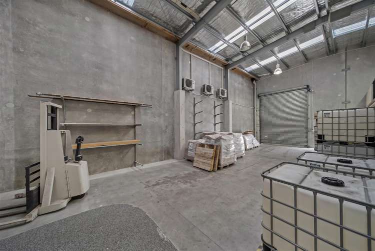 Unit 8, 158 Cavendish Road Casebrook_9