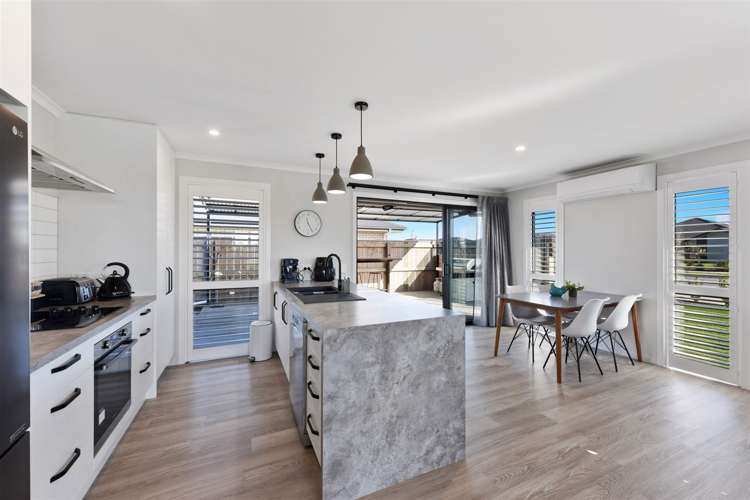 2 Oakdale Grove Richmond_2