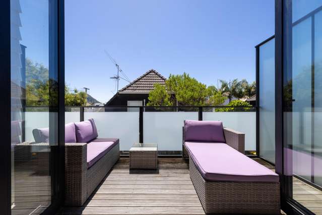 2/33 Miro Street Mt Maunganui_4