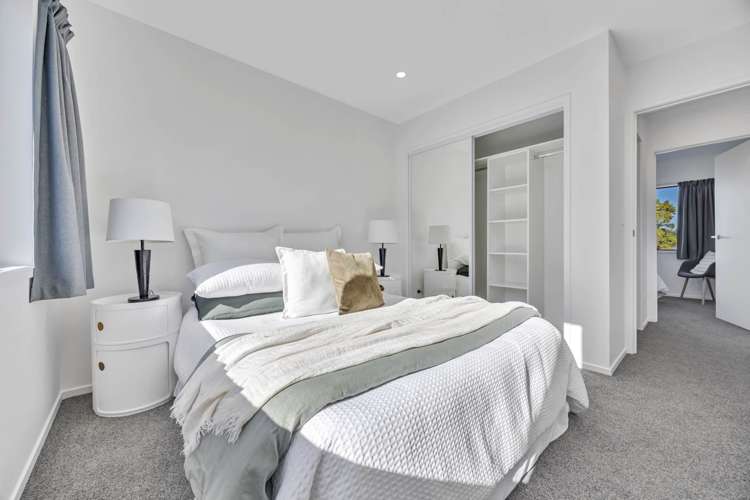 2/60 Kemp Road Massey_5