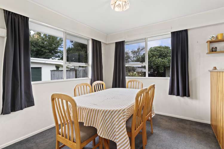 25 Moore Crescent Carterton_8