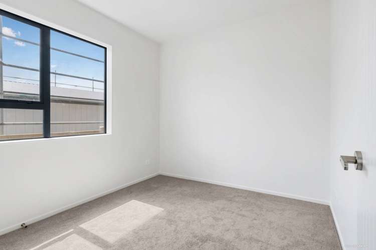 18 Horokaka Street Massey_7