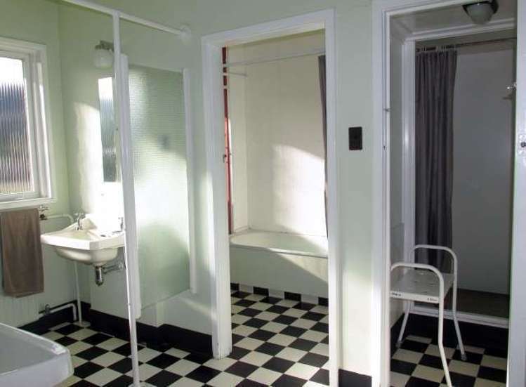 102 Shiel Street Reefton_10