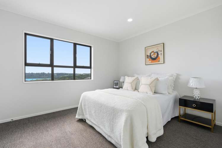 30 Mackay Drive Greenhithe_12