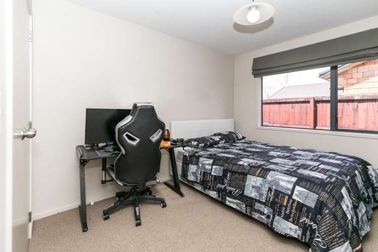 12 Wiltshire Drive Huntington_13