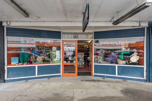 200-202 Main Highway Otaki_1