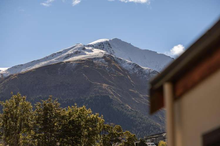 7B York Street Queenstown_32