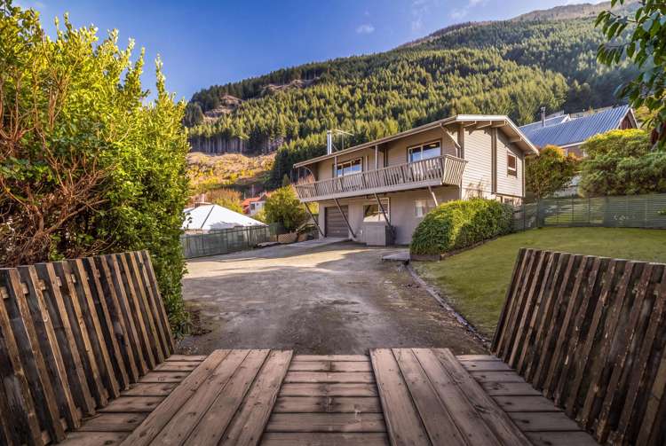 16 Williams Street Sunshine Bay_2