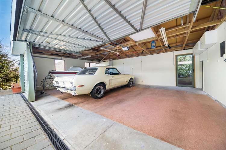 690 Peninsula Road Kelvin Heights_18