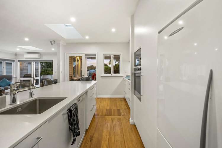 103 Warnock Street Westmere_10