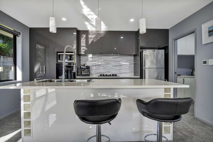 2 Frederick Place Whalers Gate_11