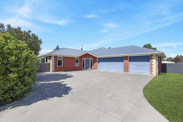 BIG HOME. BIG GARAGING. BIG VALUE.